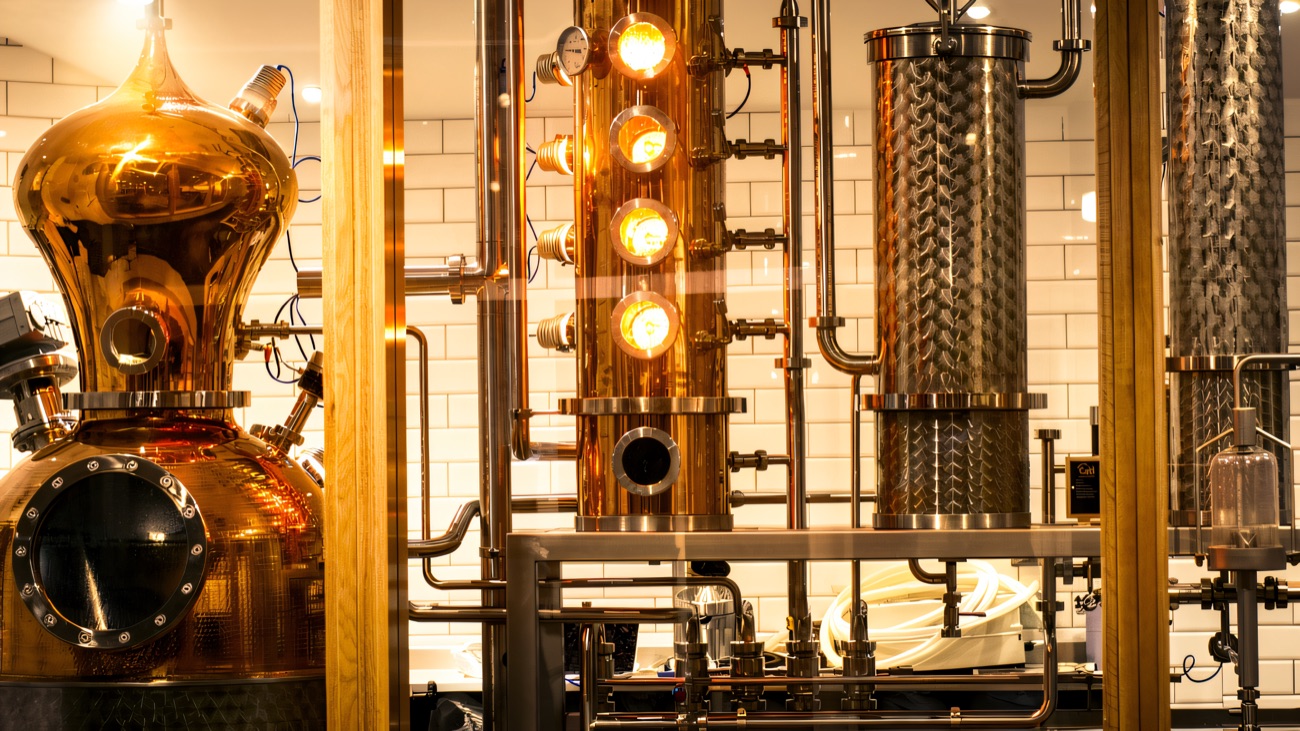 The copper gin still