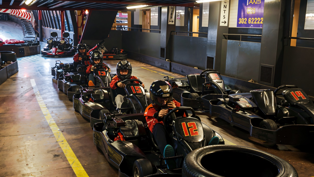 Drivers queued up in the pit lane before a session