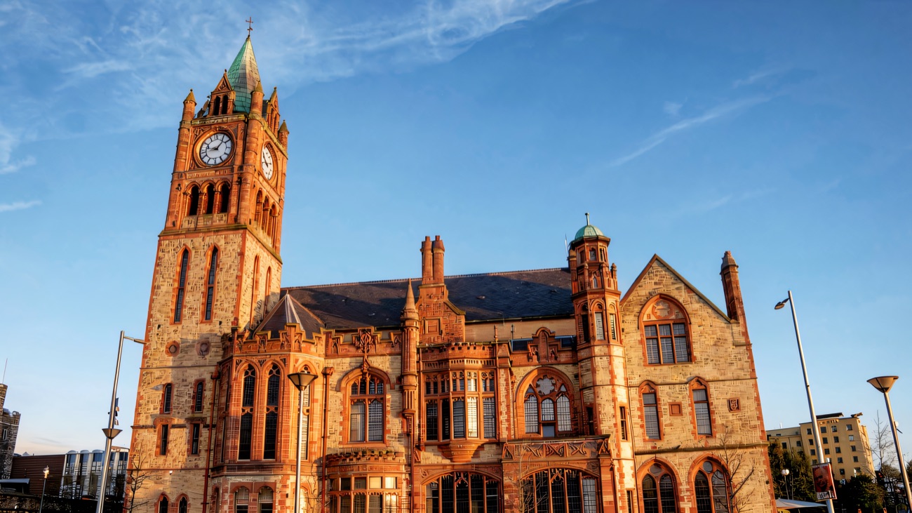 The neo-Gothic Guildhall under a bright Derry sky