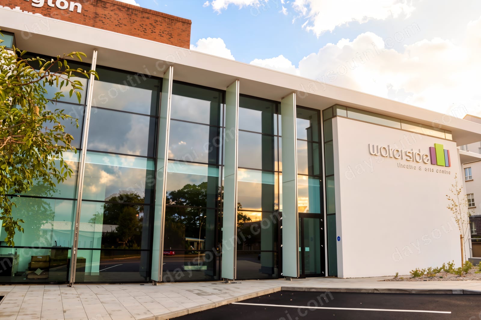 Waterside Theatre